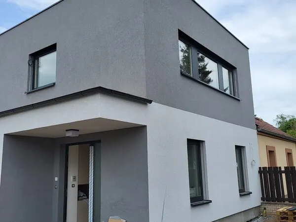 Novostavba rodinného domu — reference elektroinstalace Lovosice